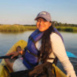 Meet your Posher, Alma